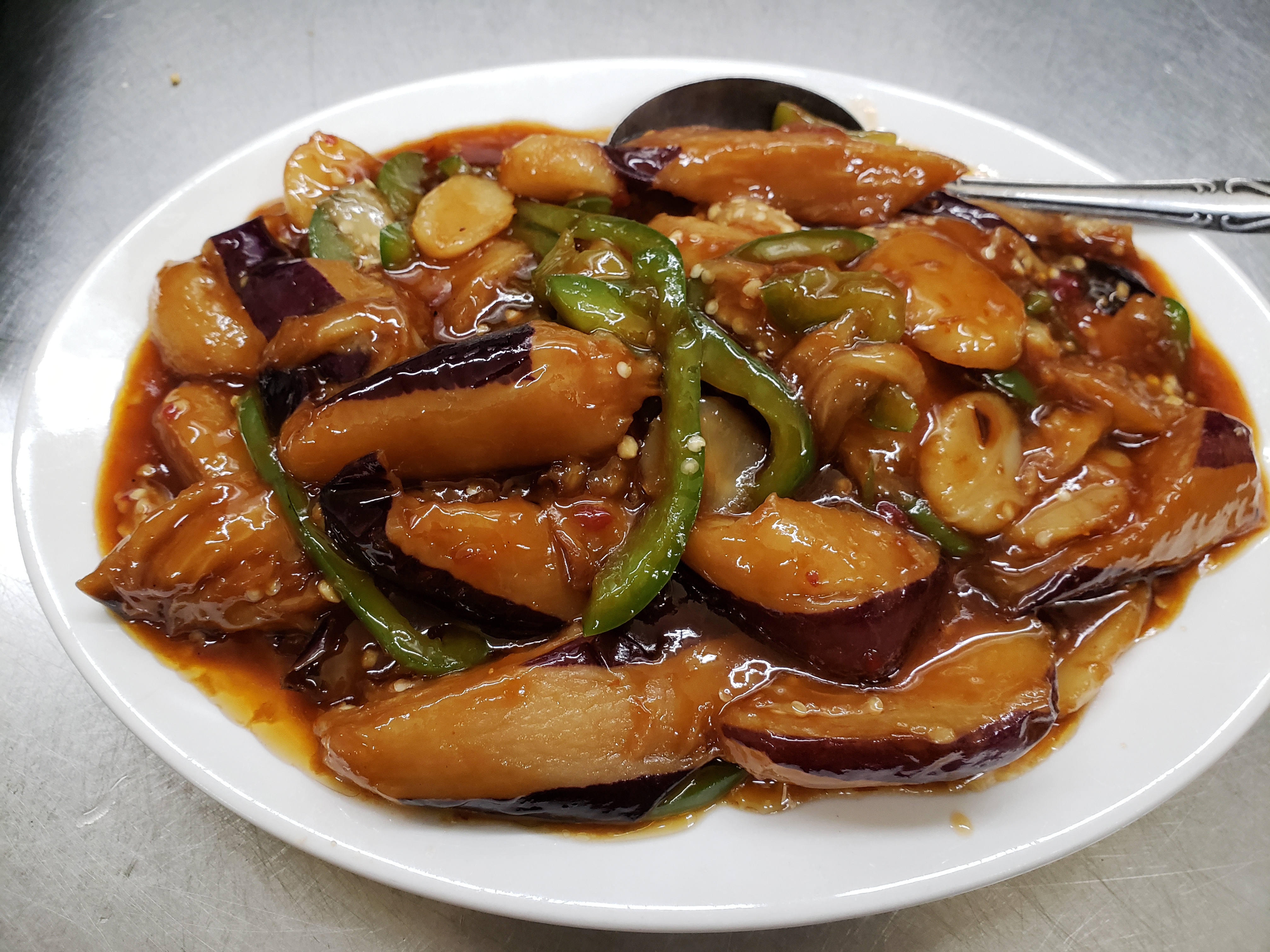 Order 111. Yu Hsiong Eggplant food online from Dragon King Restaurant store, Canoga Park on bringmethat.com