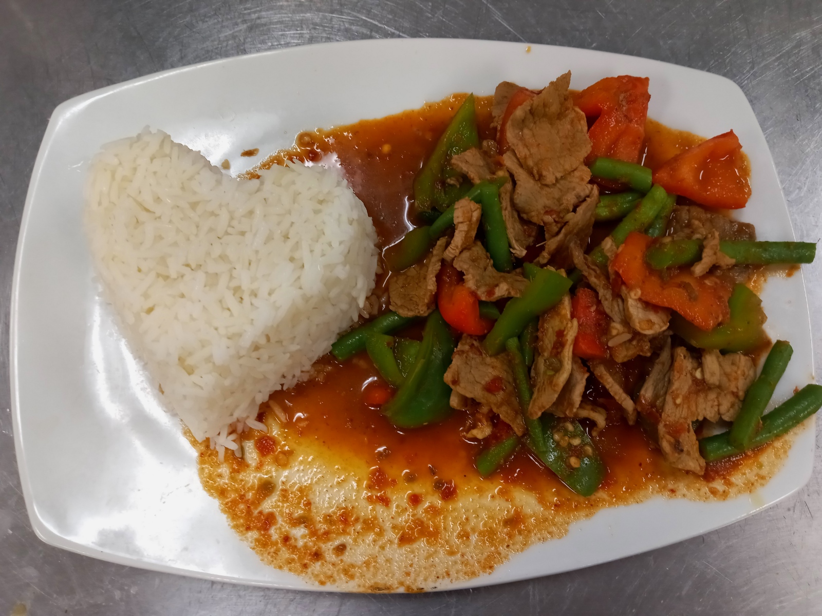 Order Pad Prik Khing food online from Esarnthai Restaurant store, Houston on bringmethat.com