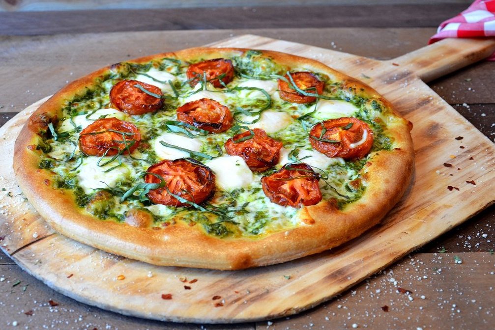 Order Margherita Pizza food online from Local Pizza & Wings store, Albuquerque on bringmethat.com