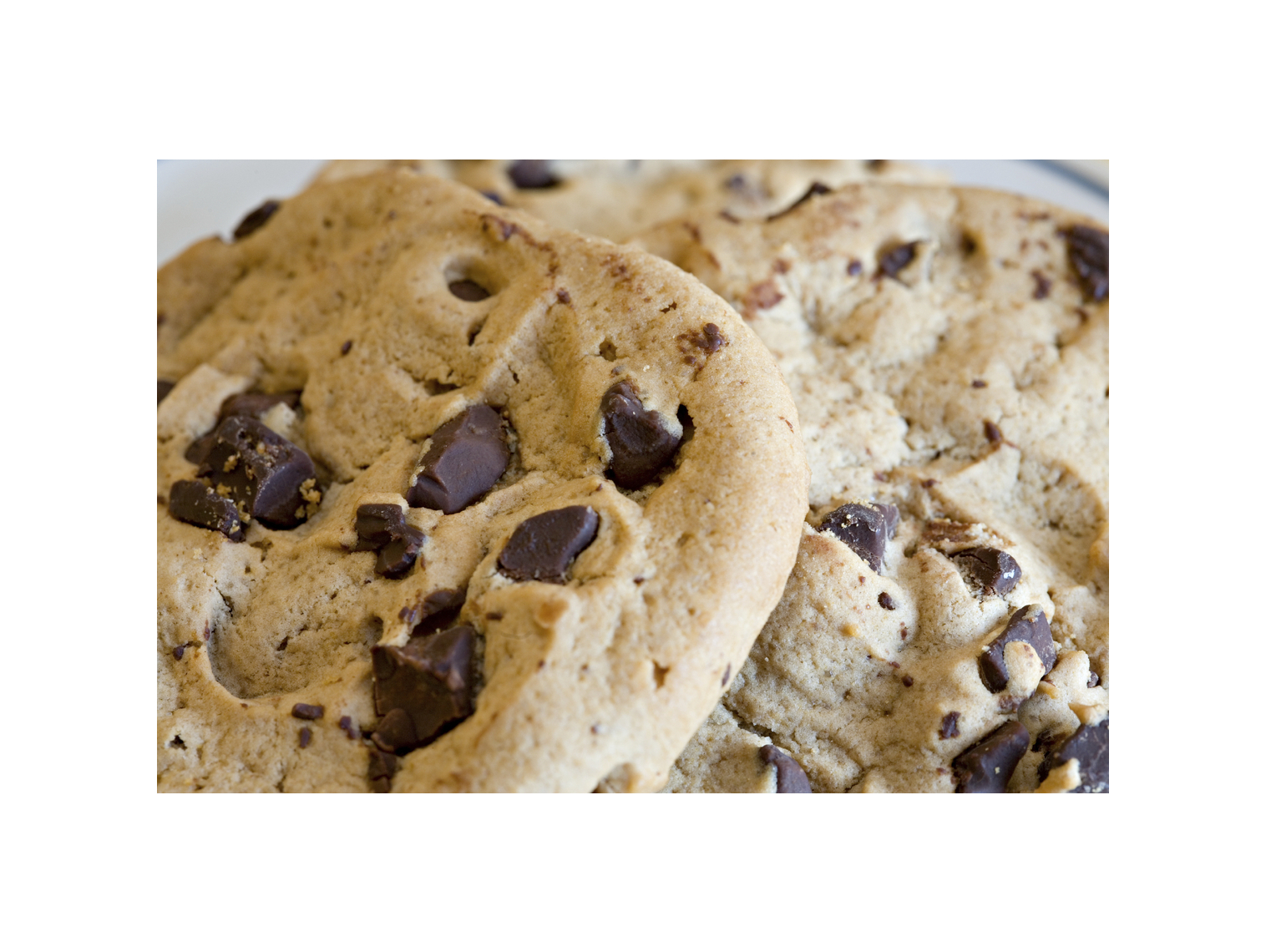 Order Chocolate Chip Cookie food online from Rosati Pizza store, Milwaukee on bringmethat.com
