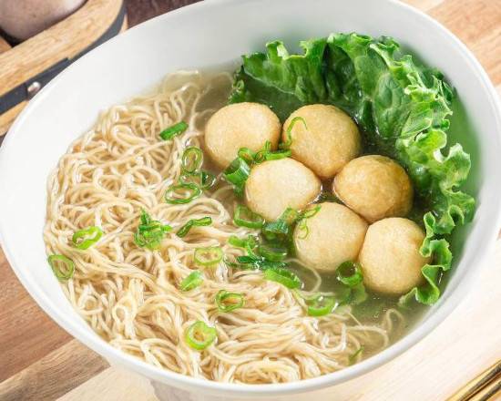 Order Fish Ball Noodle Soup food online from Shooting Star Cafe store, Oakland on bringmethat.com