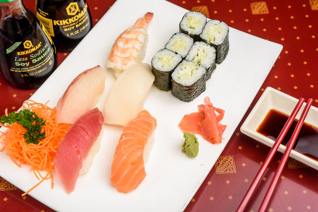 Order S9. Sushi Appetizer food online from Ling Sushi store, Topeka on bringmethat.com