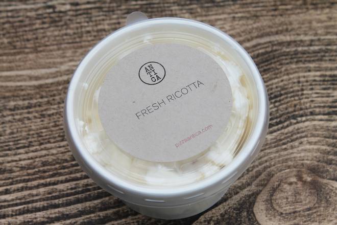 Order Fresh Ricotta Cheese, 8oz food online from Pizza Antica store, San Jose on bringmethat.com