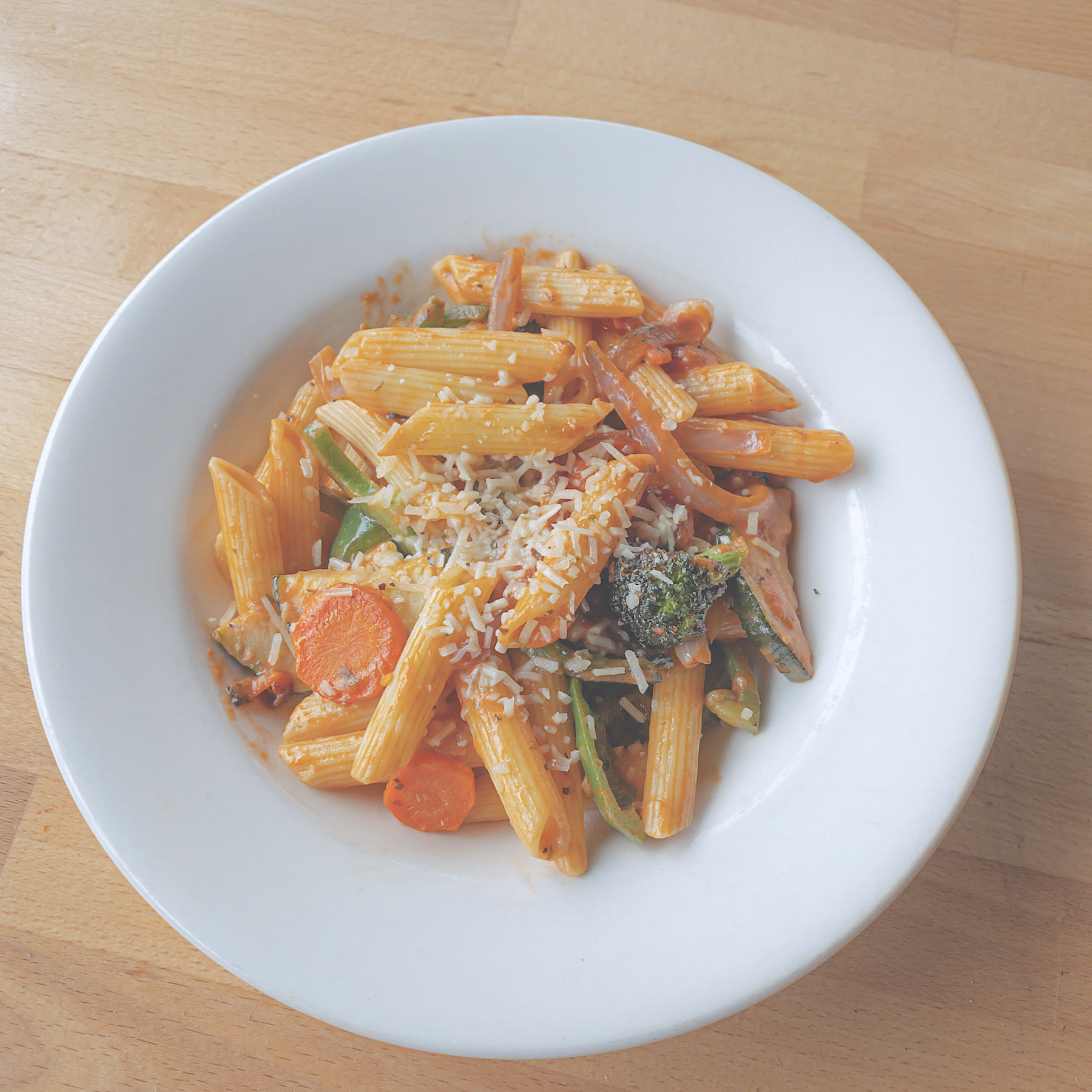 Order Pasta Primavera food online from Romio's Pizza store, King County on bringmethat.com