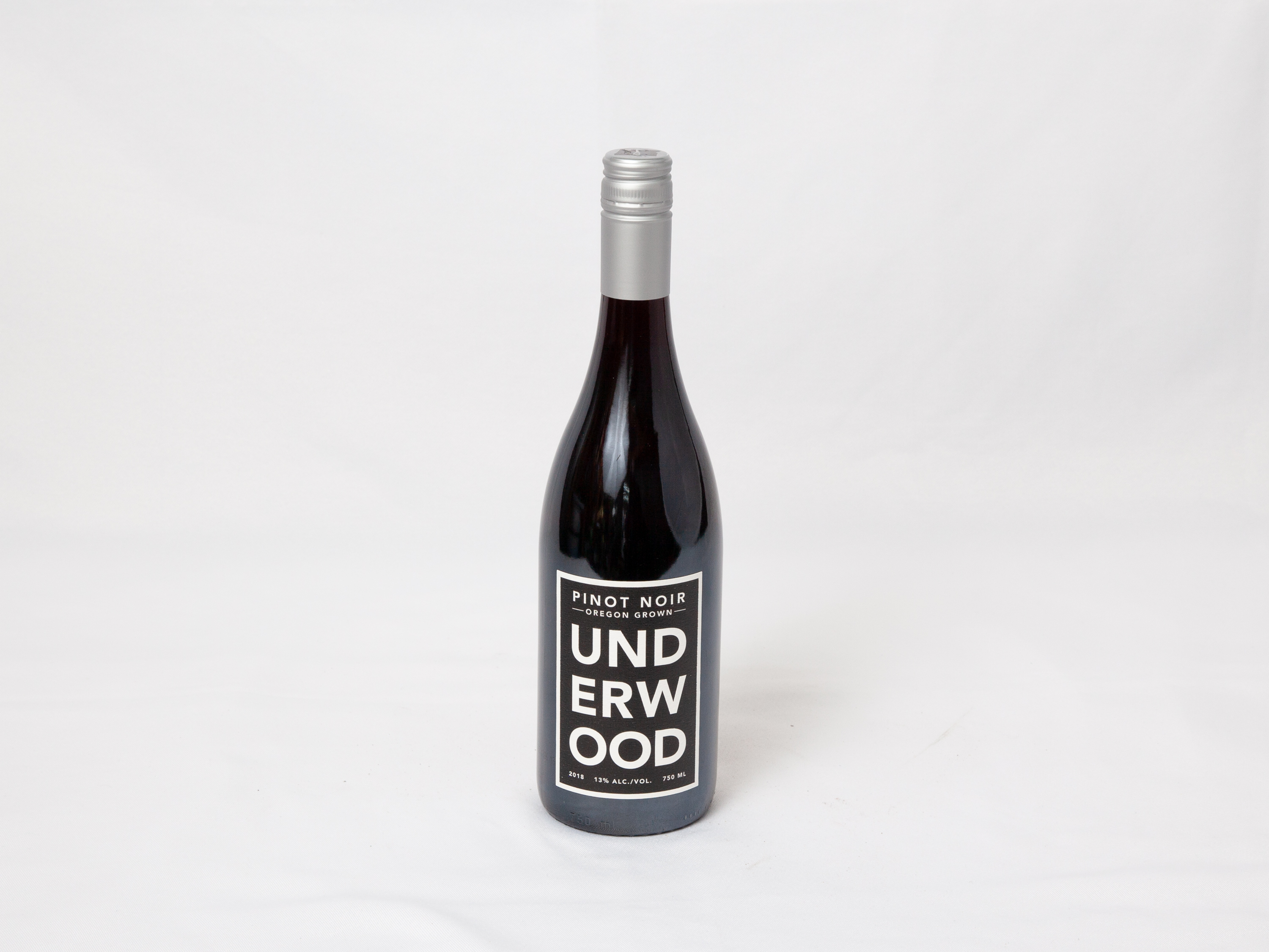 Order 750 ml Underwood  Pinot Noir ,Red Wine food online from Bucktown Food And Liquor store, Chicago on bringmethat.com