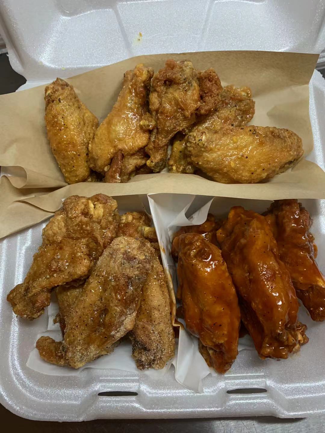 Order 15 Wings Only food online from Jb Dream Deli store, Columbus on bringmethat.com