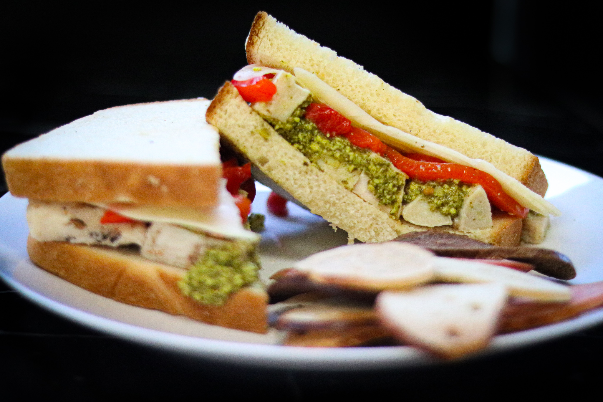 Order Grilled Chicken Pesto Sandwich food online from Ny Bagel store, Rancho Cucamonga on bringmethat.com