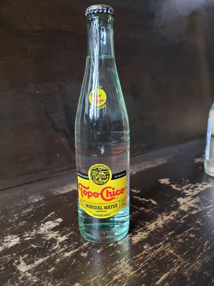 Order TOPO CHICO SPARKLING MINERAL WATER food online from Allston store, Allston on bringmethat.com