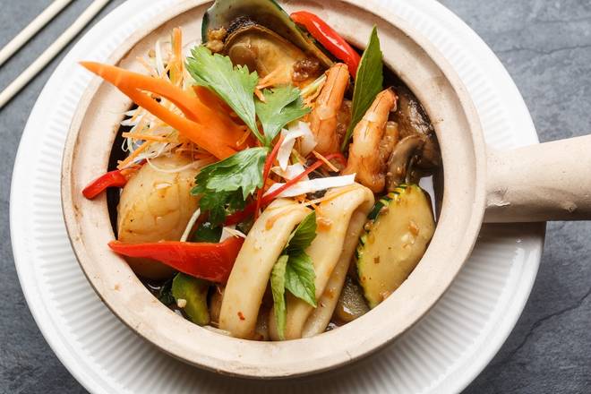 Order Seafood Hot-Pot food online from Sukhothai store, New Orleans on bringmethat.com