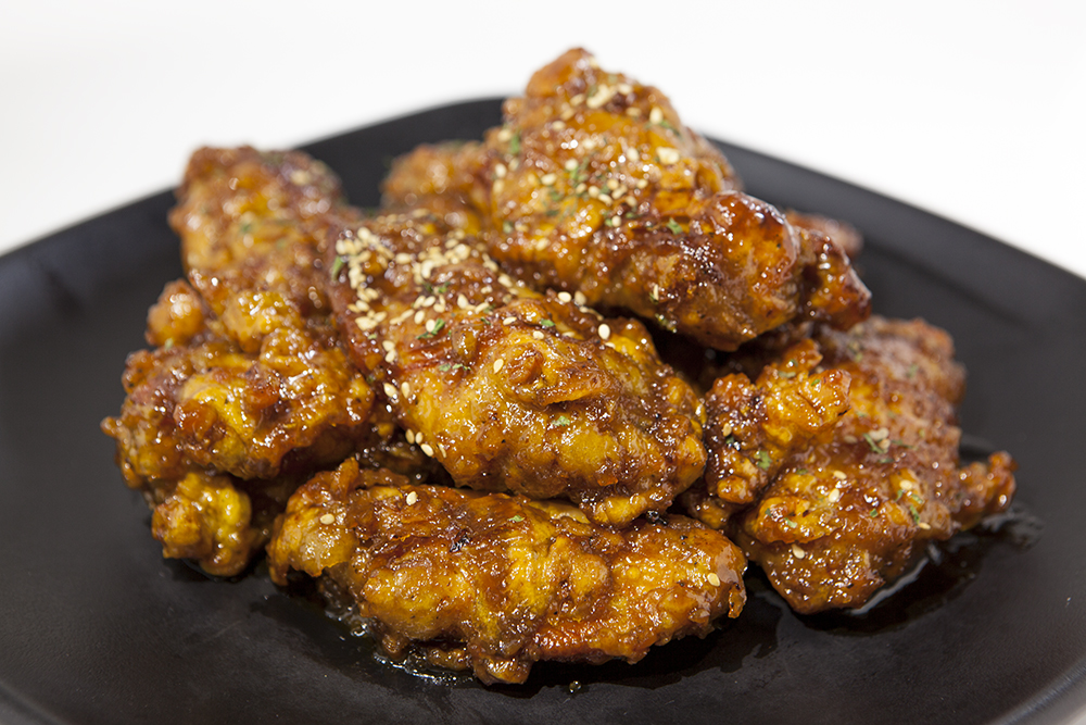Order Fried Chicken Wings with Soy Garlic Sauce food online from 707 Sutter store, San Francisco on bringmethat.com