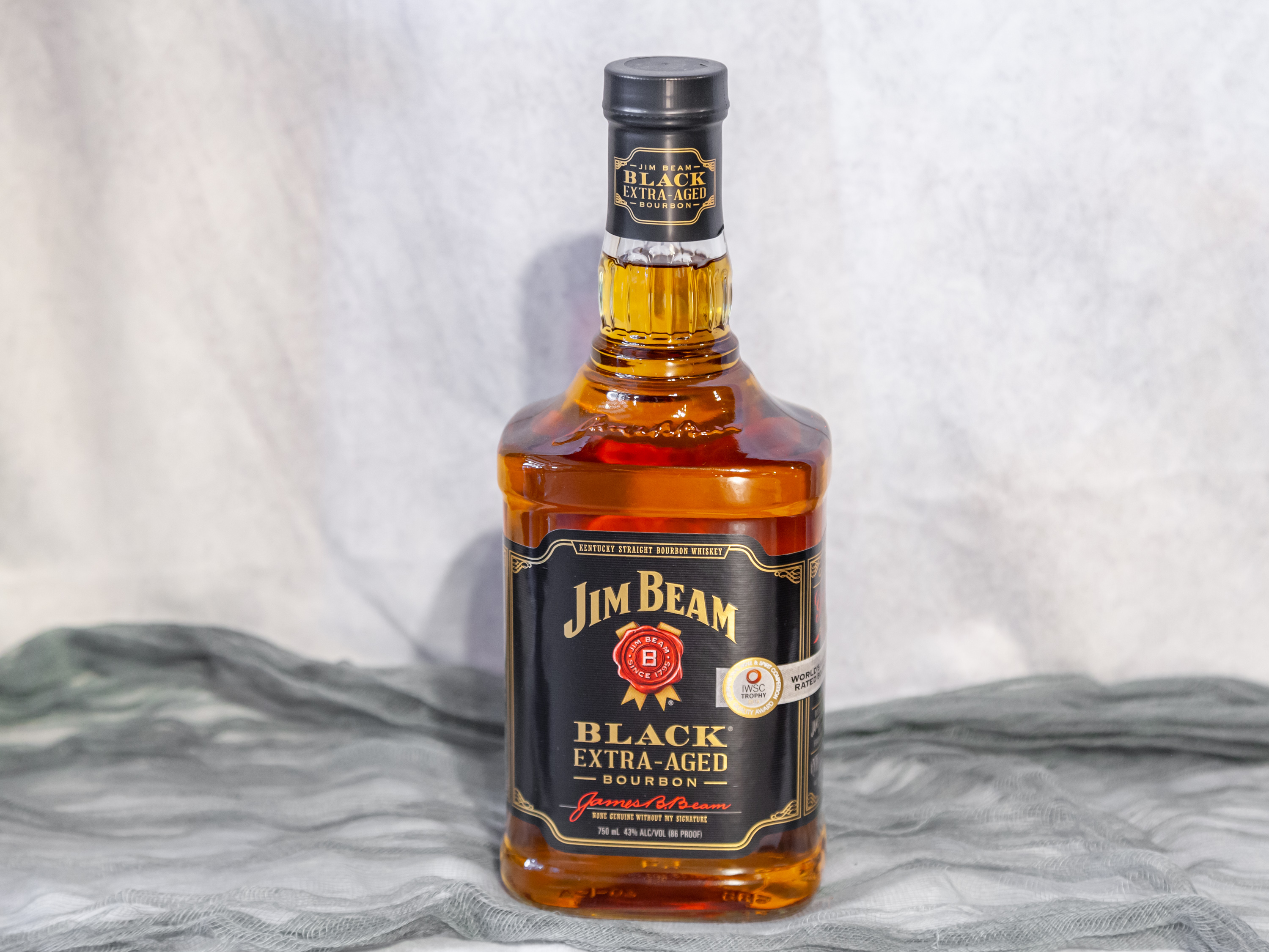 Order Jim Beam Black Extra Aged Bourbon Whiskey food online from Alameda Cellars Wines And Liquors store, Alameda on bringmethat.com
