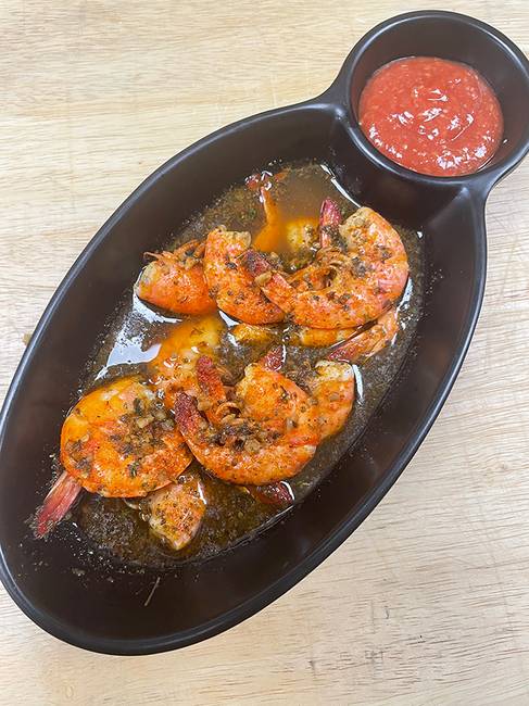 Order Hot Shrimp food online from Chickie & Pete's Cafe store, Philadelphia on bringmethat.com
