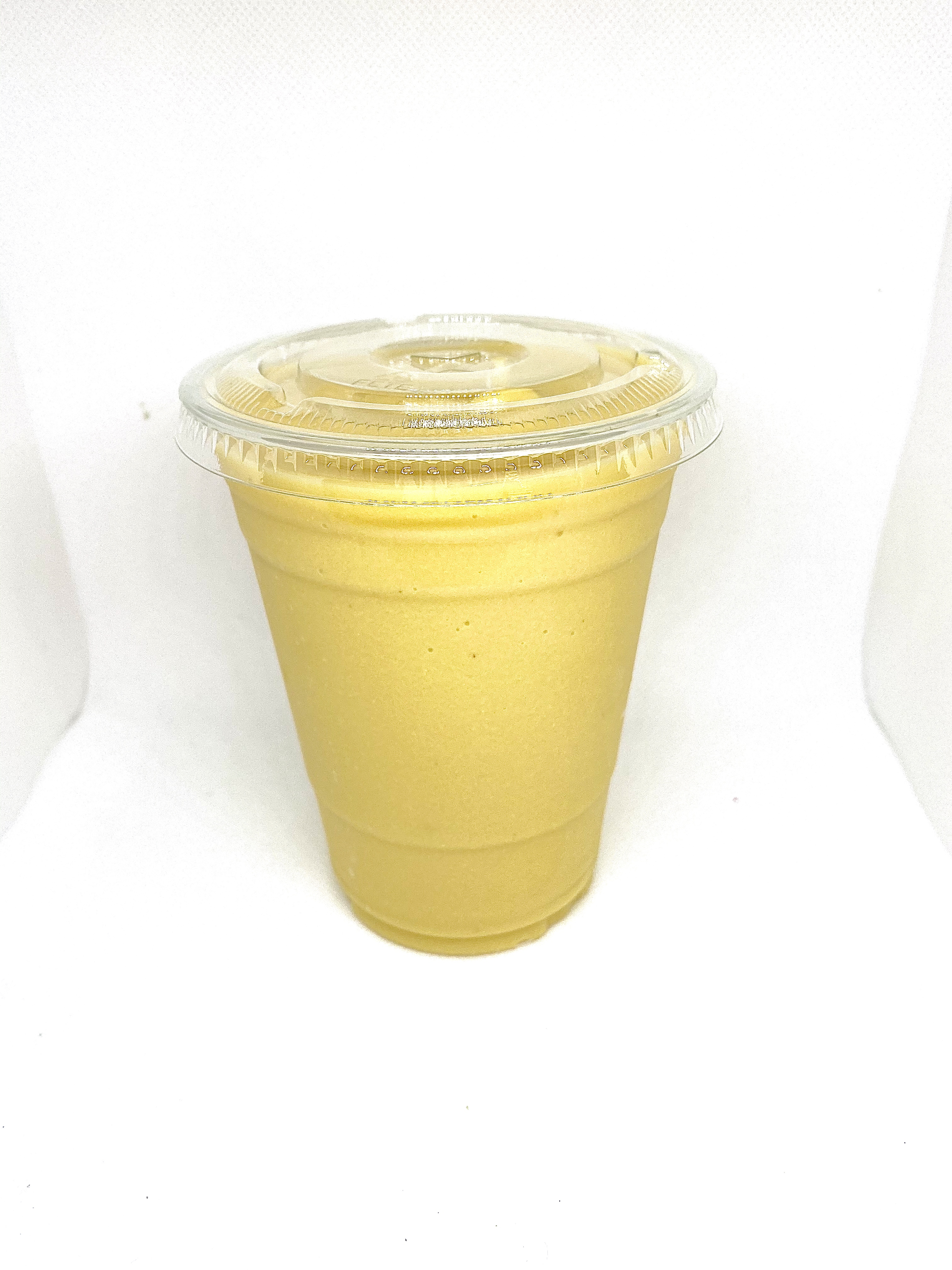 Order Mucho Mango Smoothie food online from The Berry Beet Juice Bar store, Phoenix on bringmethat.com