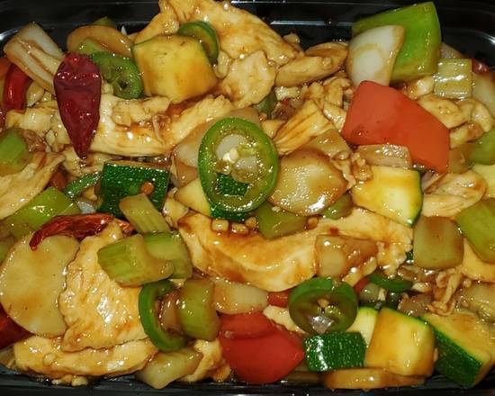 Order Kung Pao Chicken 宫保鸡 food online from Canton Phoenix store, Tigard on bringmethat.com
