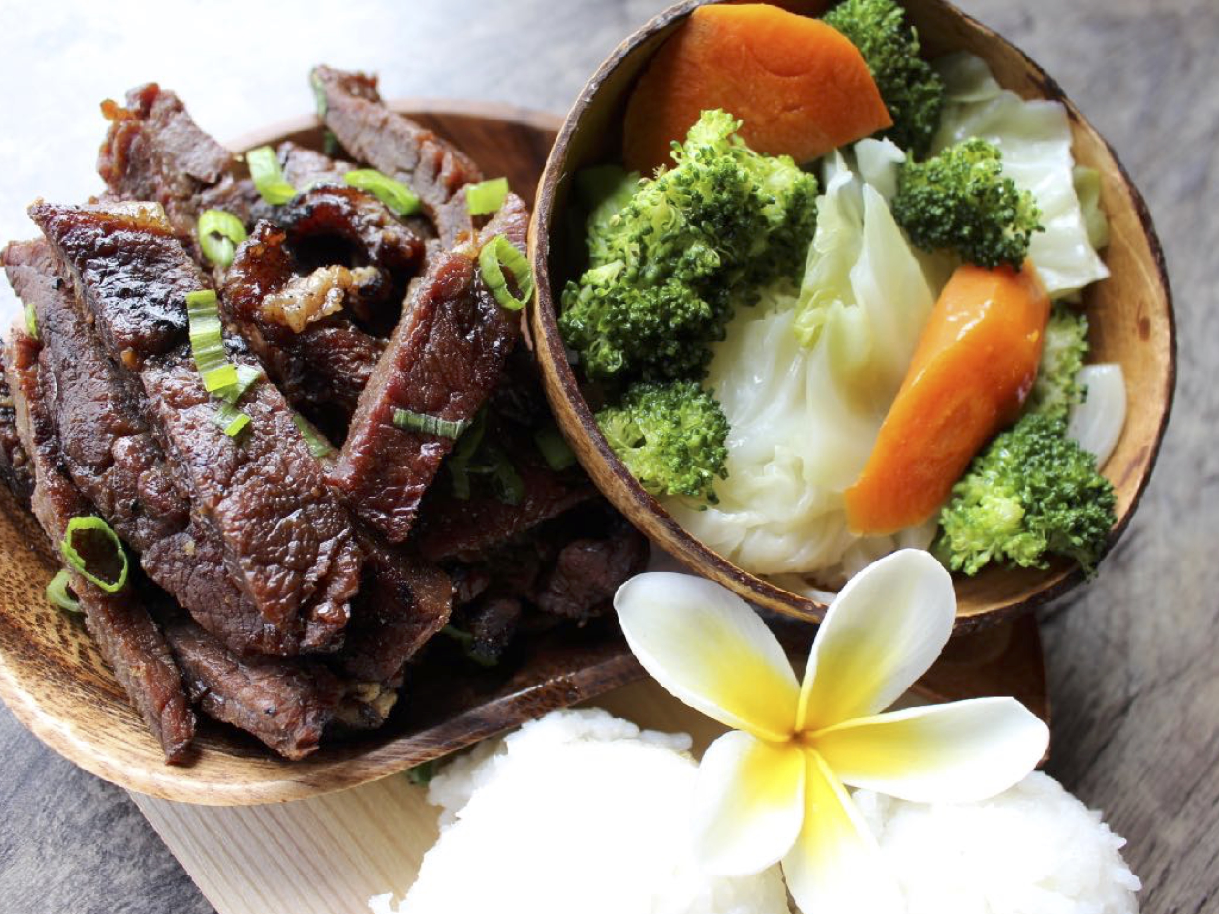 Order Beef and Veggie Bowl food online from Matiki Island Bbq store, Anaheim on bringmethat.com