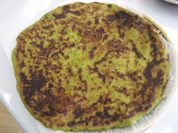 Order Hara Bhara Paratha food online from Chaat Paradise store, Mountain View on bringmethat.com
