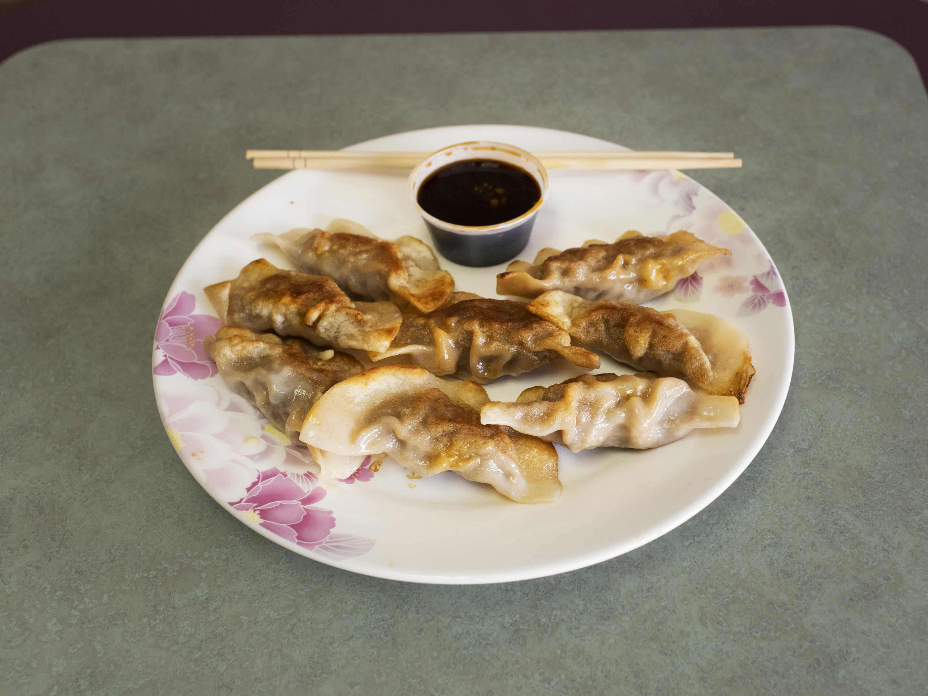 Order 32. Pork Dumpling food online from Chinatown restaurant store, Brooklyn on bringmethat.com