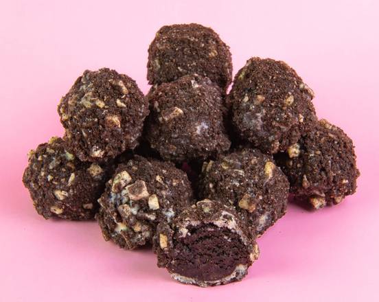 Order Cookies & Cream Truffle food online from Trophy Cupcakes store, Seattle on bringmethat.com