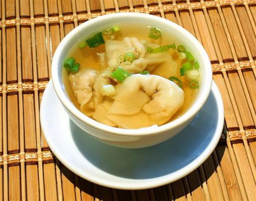 Order 14. Wonton Soup food online from Suxian Asian store, Tucker on bringmethat.com
