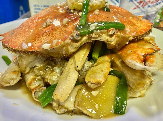 Order Ginger & Scallion Dungeness 薑蔥珍寶蟹 food online from Pop Kitchen store, Daly City on bringmethat.com