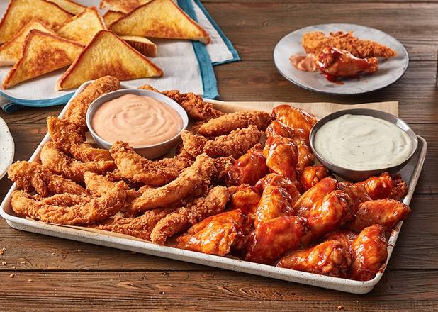 Order Chicken Fingerz™ and Traditional Wings Zampler Platter food online from Zaxby's store, Adairsville on bringmethat.com