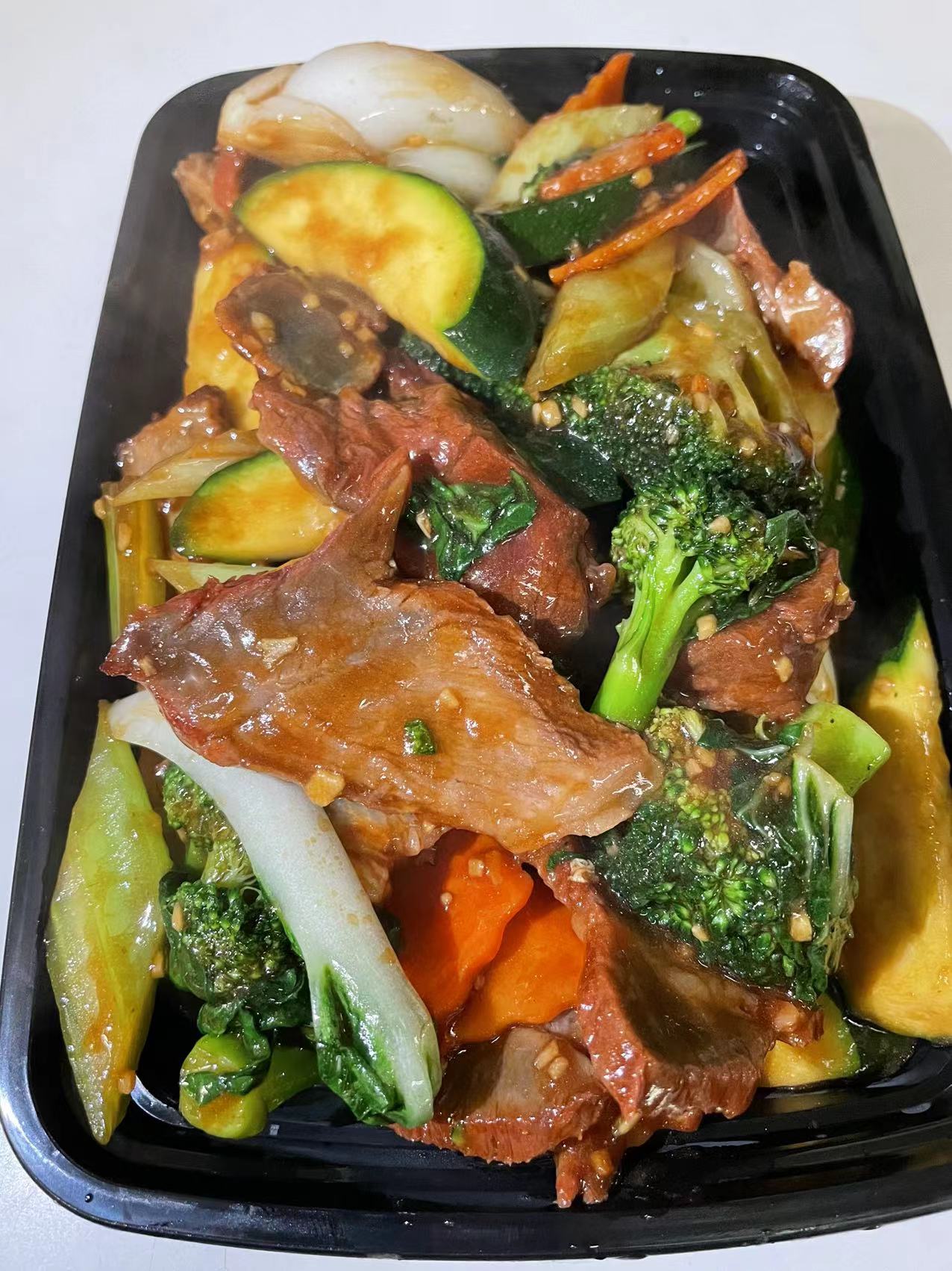 Order 74. BBQ Pork with Mixed Vegetables food online from King Kong Chinese Restaurant store, Oakland on bringmethat.com