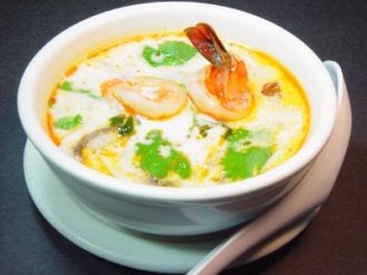 Order Tom Kha Soup food online from Siam Pasta Thai Cuisine store, Chicago on bringmethat.com