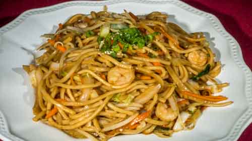 Order Lo Mein food online from Sushi Xuan store, Albuquerque on bringmethat.com