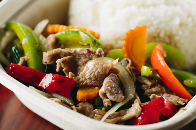 Order E9. Ginger Stir Fry food online from Thai 2 Go store, Dallas on bringmethat.com