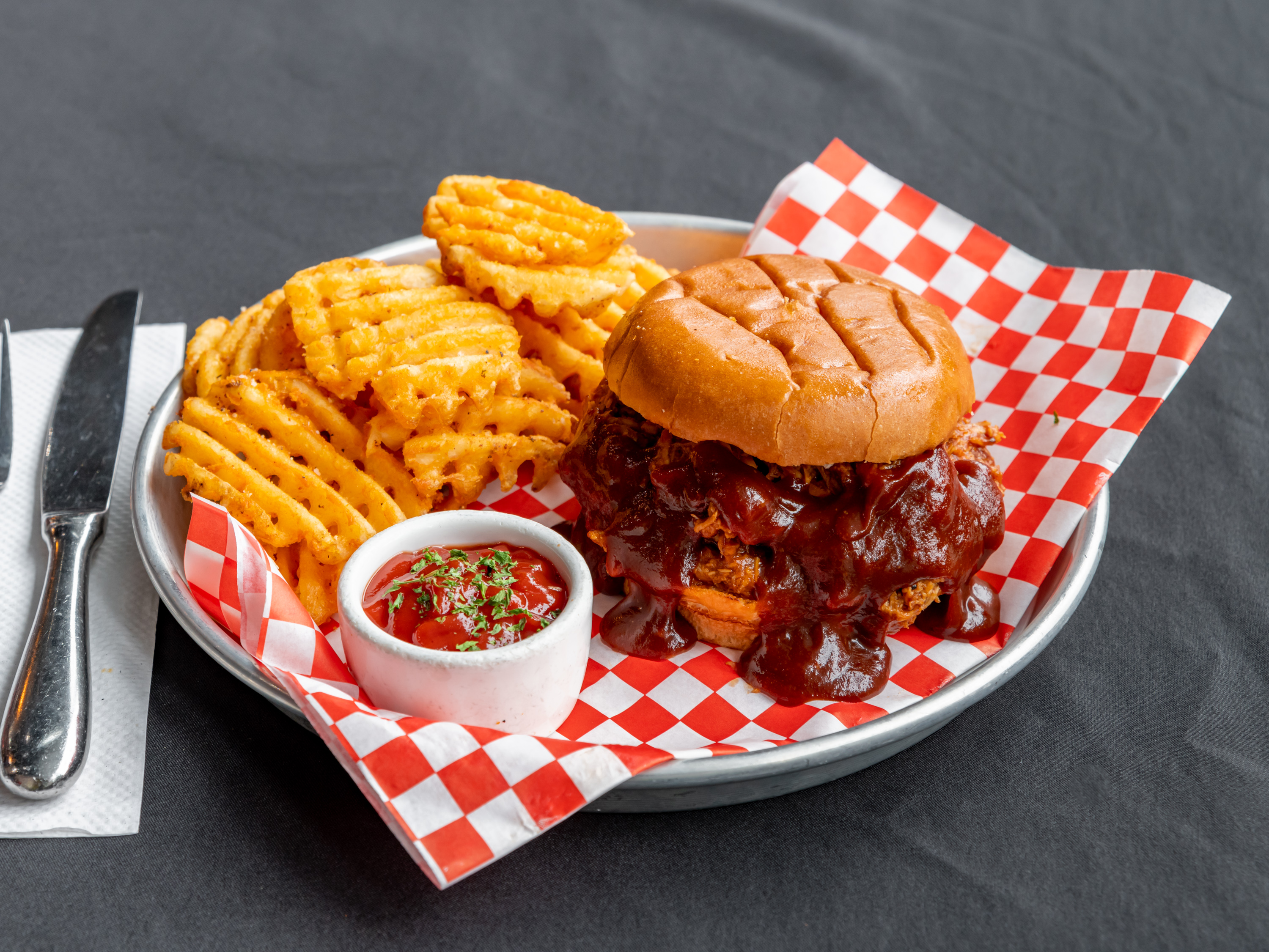 Order BBQ Chicken Sandwich food online from Wing Dome store, Seattle on bringmethat.com