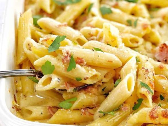 Order Carbonara food online from The Chipper Truck Cafe store, Yonkers on bringmethat.com