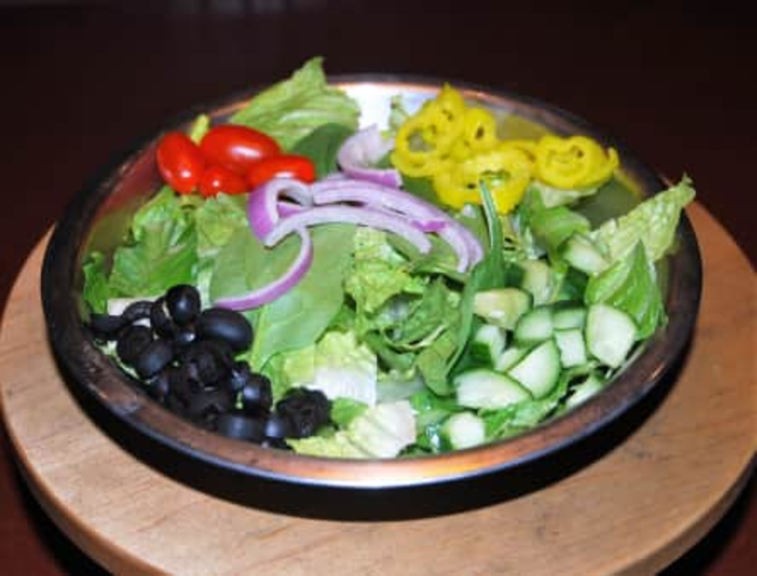 Order Garden Salad Side food online from PizzaPapalis store, Bloomfield Hills on bringmethat.com