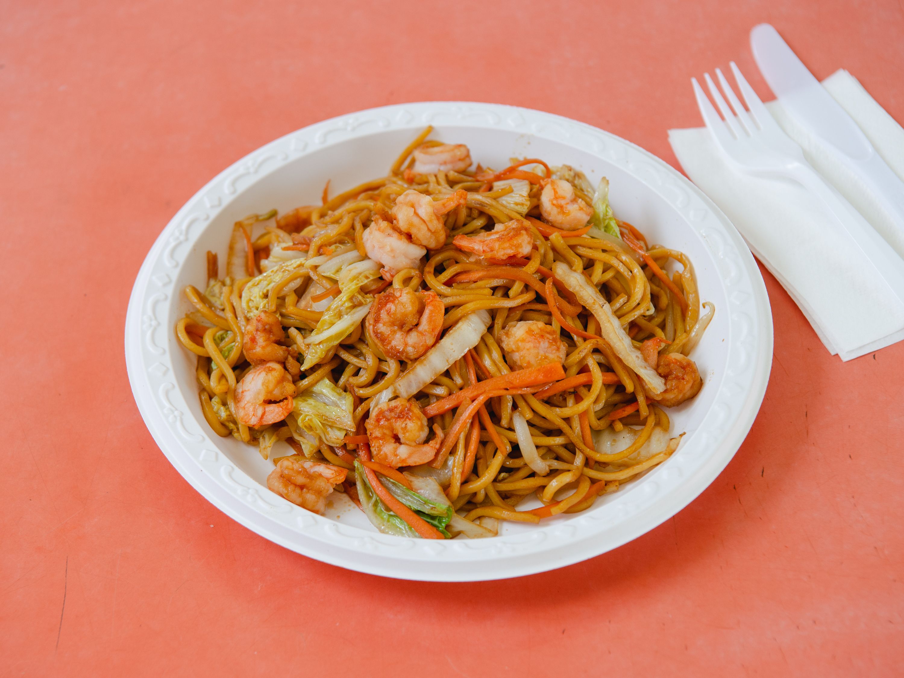 Order 44. Shrimp Lo Mein food online from Happy Wok Chinese Restaurant store, Brooklyn on bringmethat.com