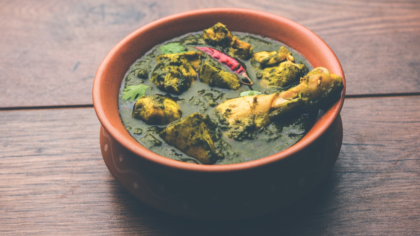 Order Chicken Saag food online from Mumbai Indians store, San Jose on bringmethat.com