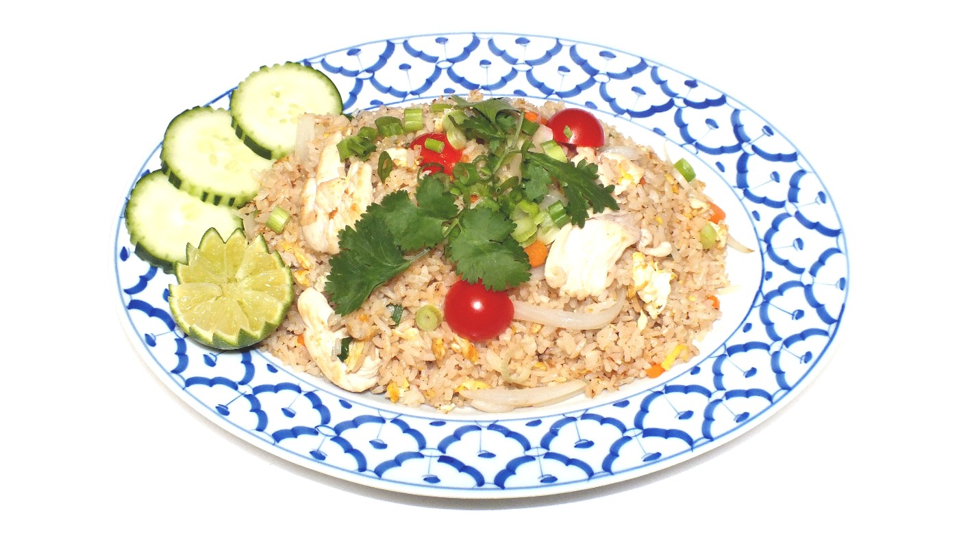 Order R4. Thai Fried Rice food online from Ruang Thai Restaurant store, Plano on bringmethat.com