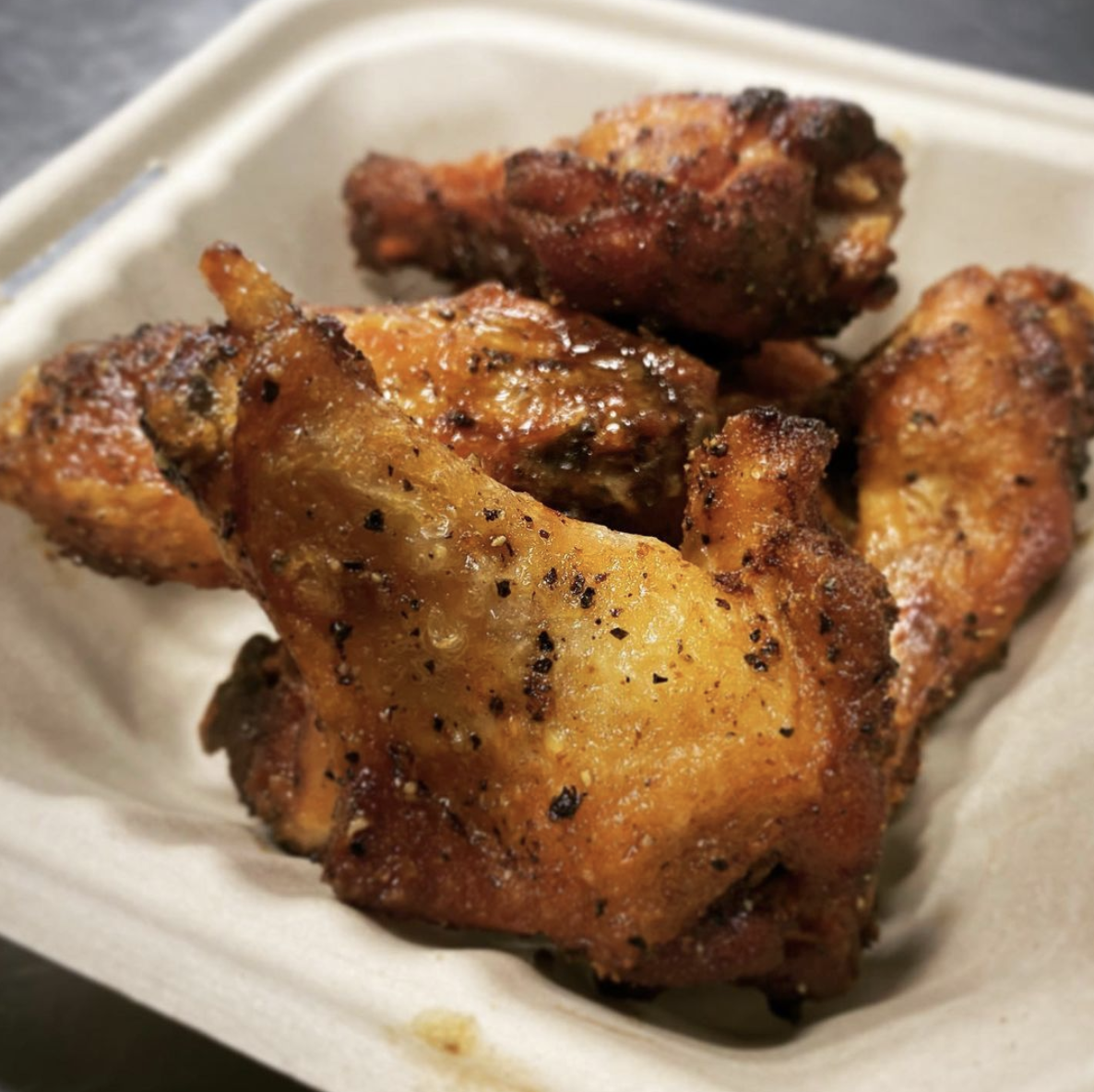 Order Popo's Wings food online from Popo On 6th store, Tracy on bringmethat.com