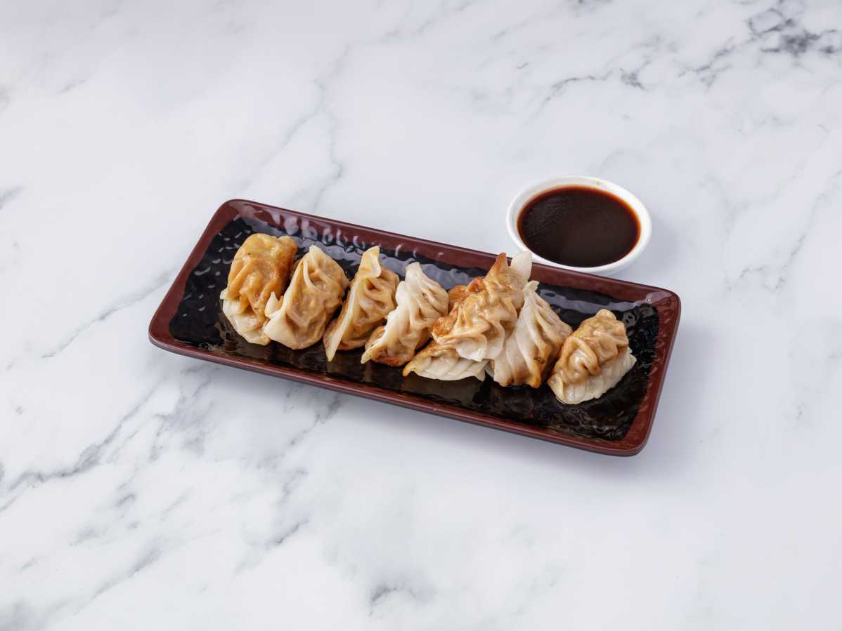Order 15a. Fried Meat Dumplings food online from Jade Dynasty store, Edison NJ on bringmethat.com