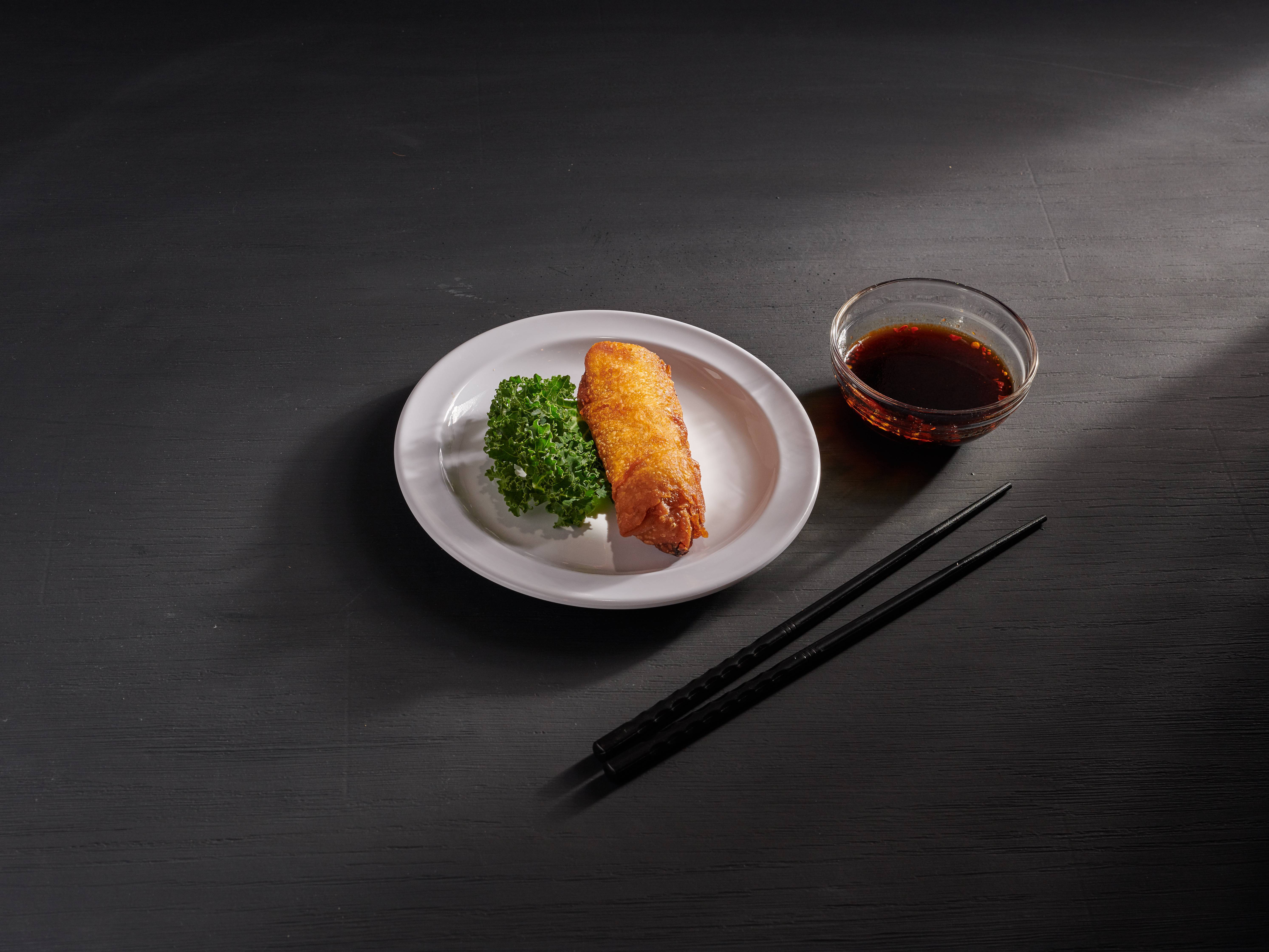 Order 1. Egg Roll 春卷 food online from Hong Kong store, Maple Grove on bringmethat.com