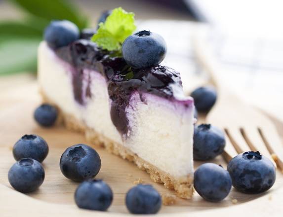 Order X-Large Blueberry Cheesecake Slice with Whip Cream food online from Ny Popcorn store, New York on bringmethat.com