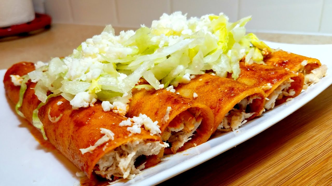 Order Platillos de Enchiladas food online from La Trailita store, Chicago on bringmethat.com
