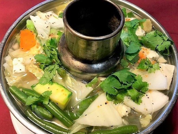 Order Vegetable Soup Bowl food online from Sweet Basil Thai Cuisine store, Hurst on bringmethat.com