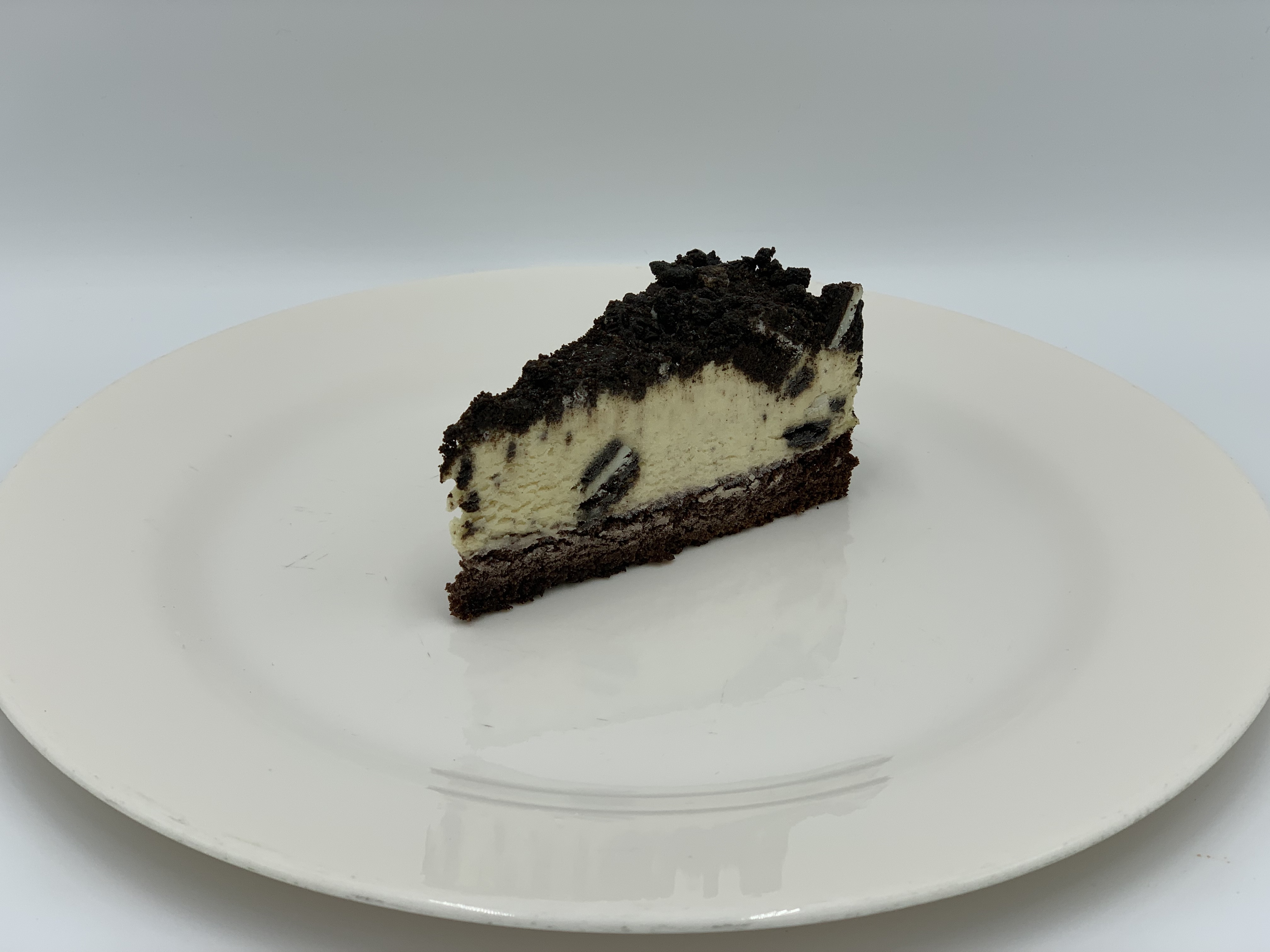 Order Oreo Mousse Cake food online from Mario's Pizzeria of Seaford store, Seaford on bringmethat.com