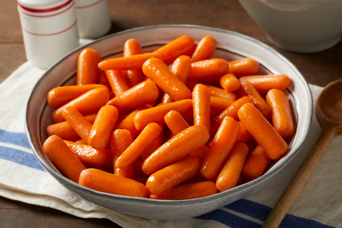 Order Family Size Carrots  food online from Bob Evans store, Piqua on bringmethat.com