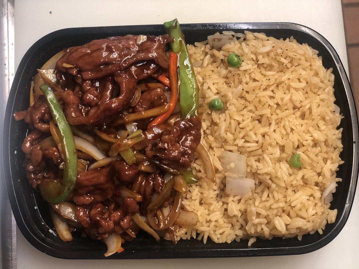 Order C21. Hot & Spicy Beef Combo Plate food online from Great Wall store, Rock Island on bringmethat.com