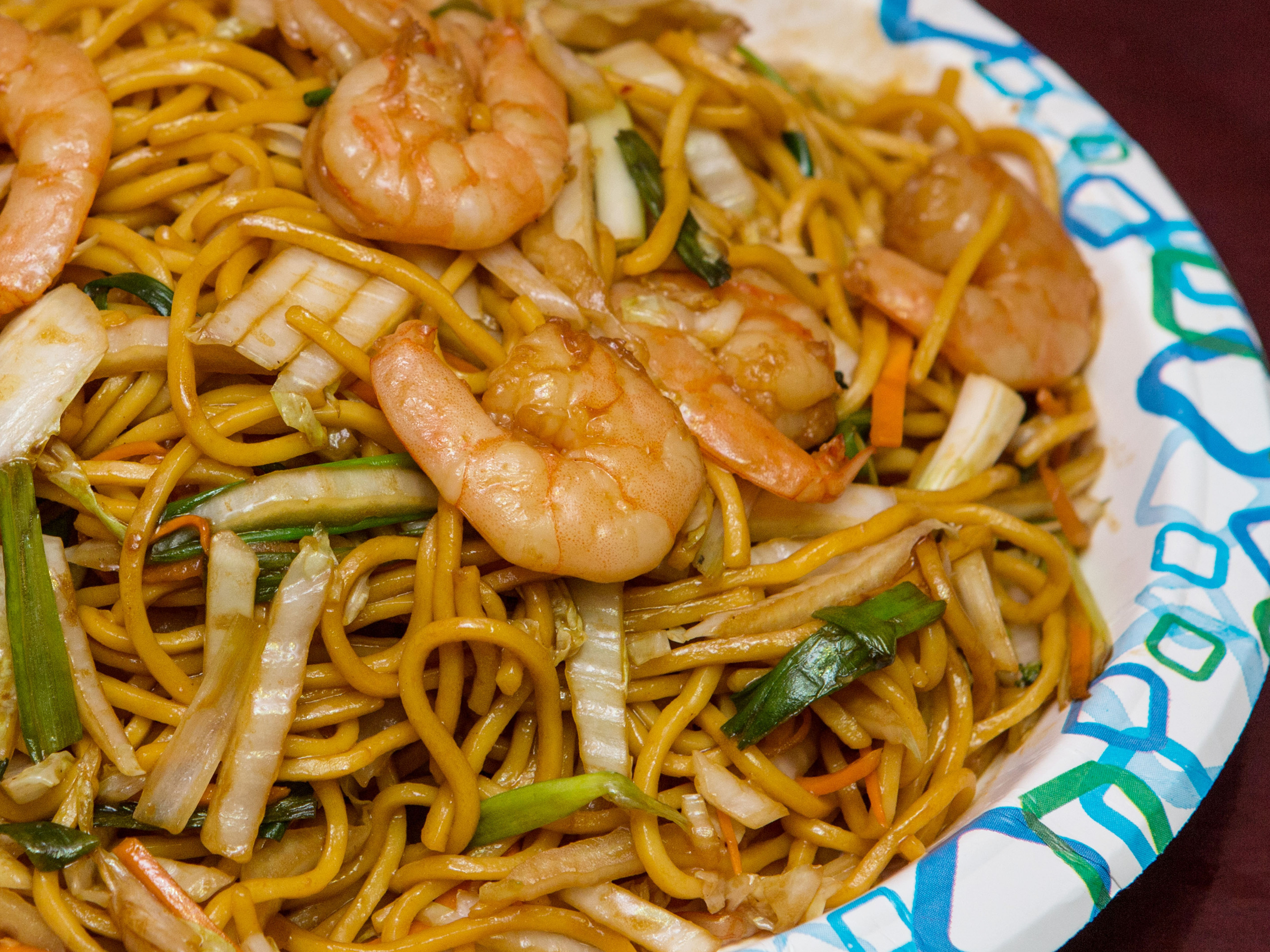 Order 39. House Special Lo Mein food online from Asian Garden store, Woodhaven on bringmethat.com