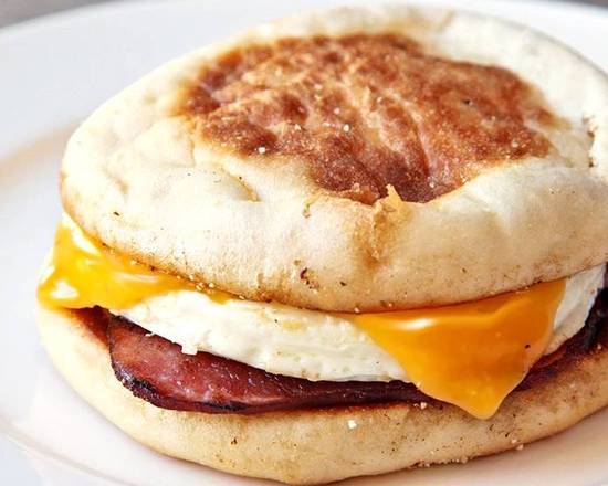 Order GIGANTE ENGLISH MUFFIN food online from Agave Coffee & Cafe store, Chula Vista on bringmethat.com