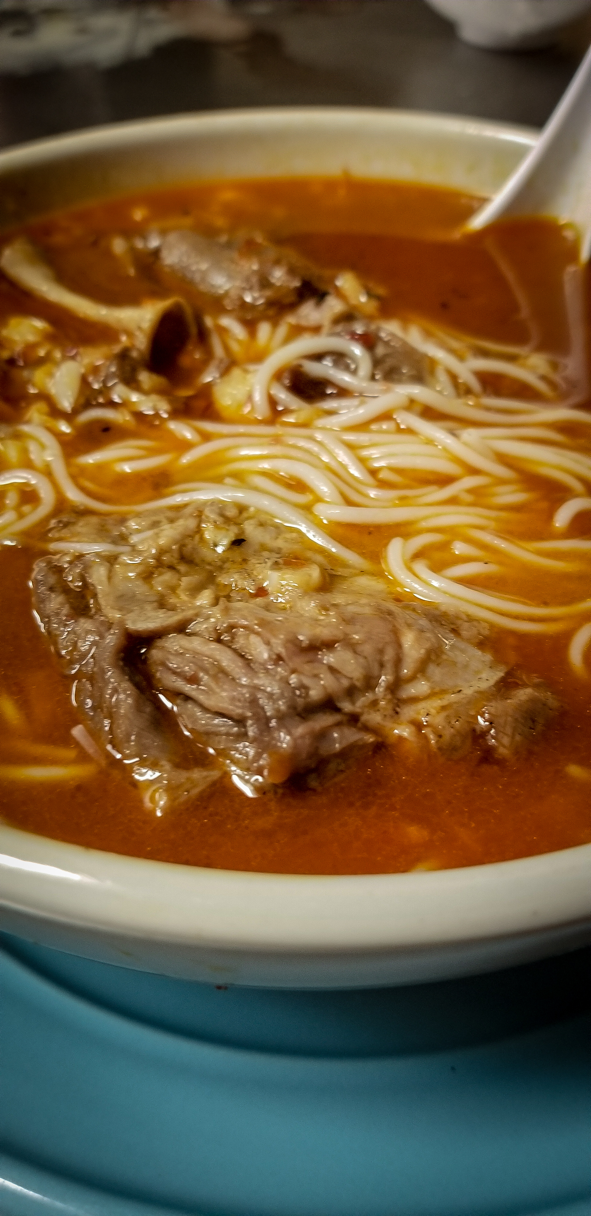 Order Spicy Beef Soup food online from Wicked Pho store, El Paso on bringmethat.com