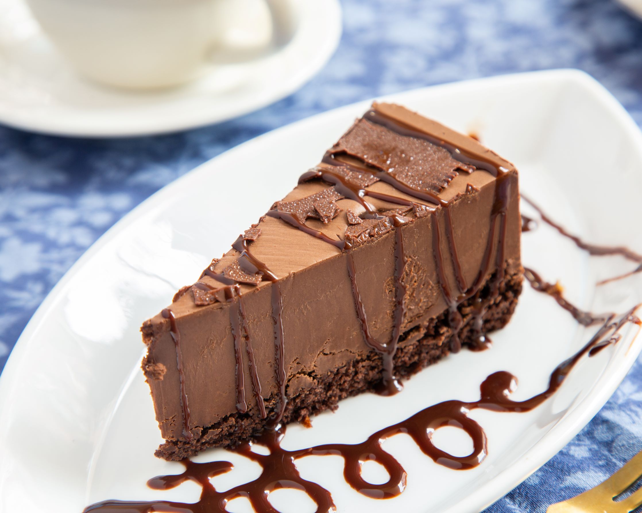 Order Chocolate Cake food online from Andalus Pizza & Cafe store, Brighton on bringmethat.com