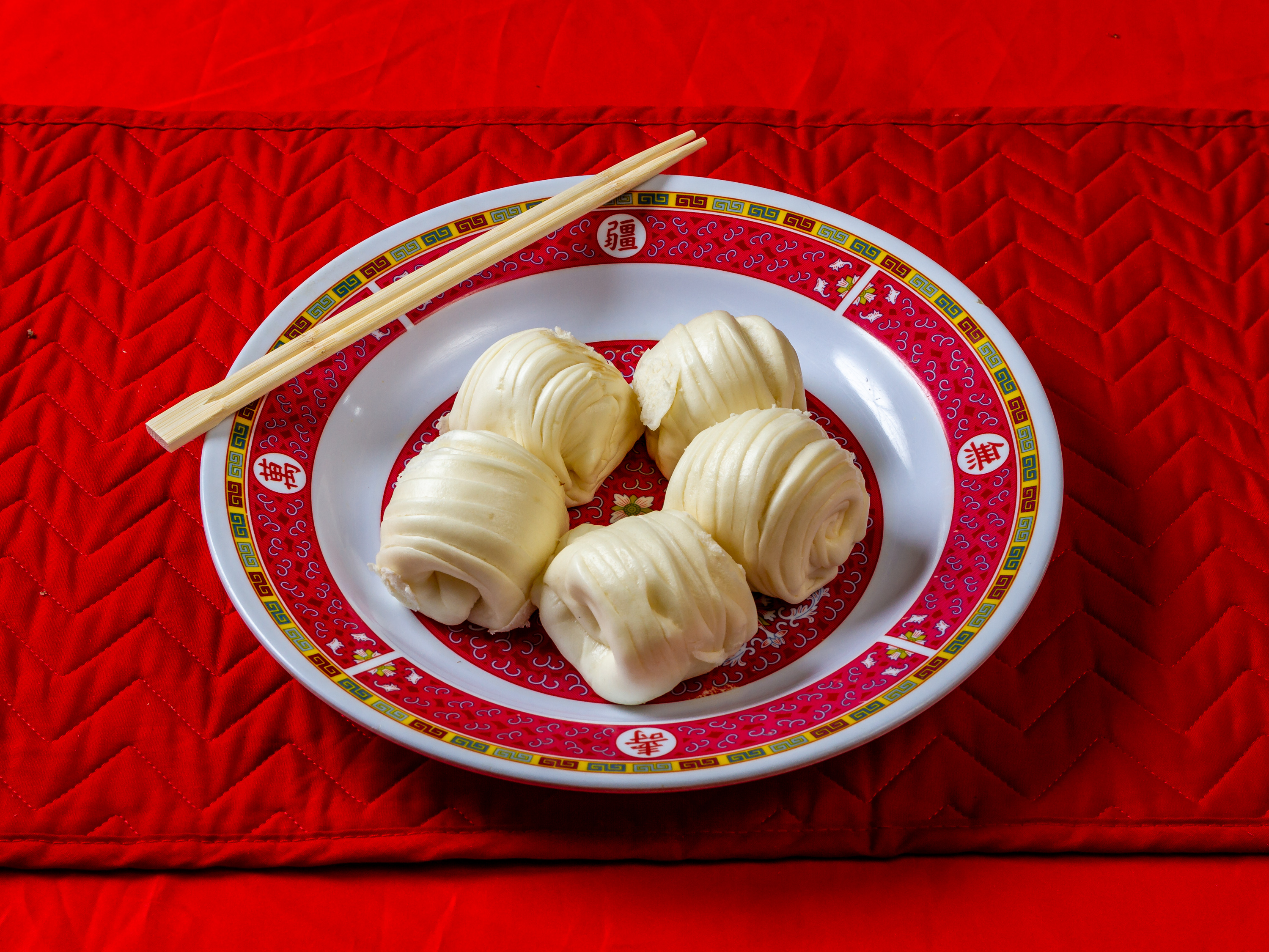 Order 4 Piece Steamed Twisted Rolls  ( 小花卷 ) food online from Henry Fresh Chinese Bistro store, Tucson on bringmethat.com