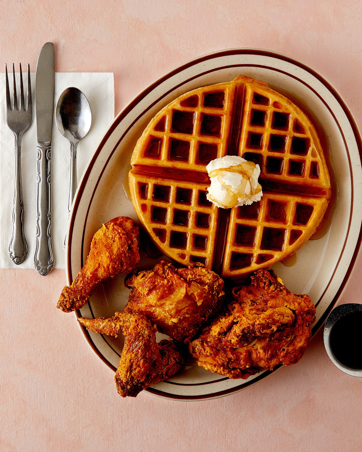 Order Lancers Chicken and Waffles Breakfast food online from Lancers Family Restaurant store, Burbank on bringmethat.com